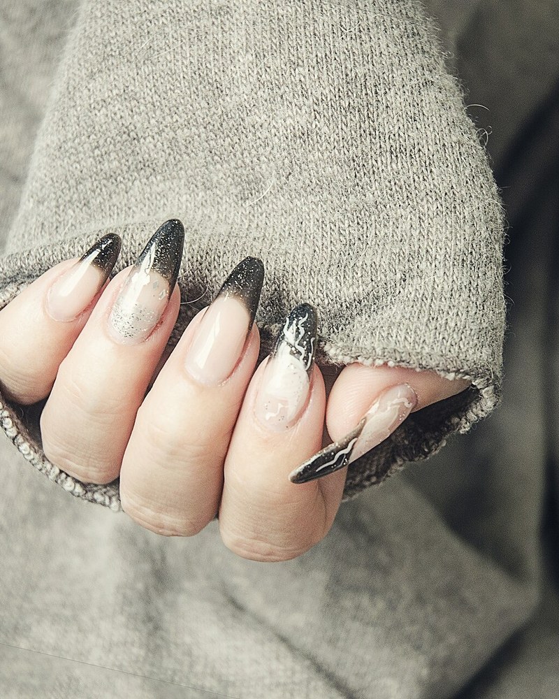 Smoky Noir Gel Polish